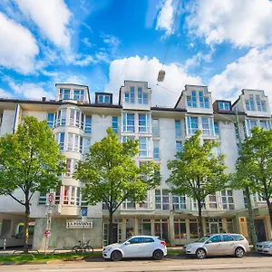 Szálloda Leonardo West, München