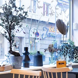 https://hotel-engelbertz.topcolognehotels.com