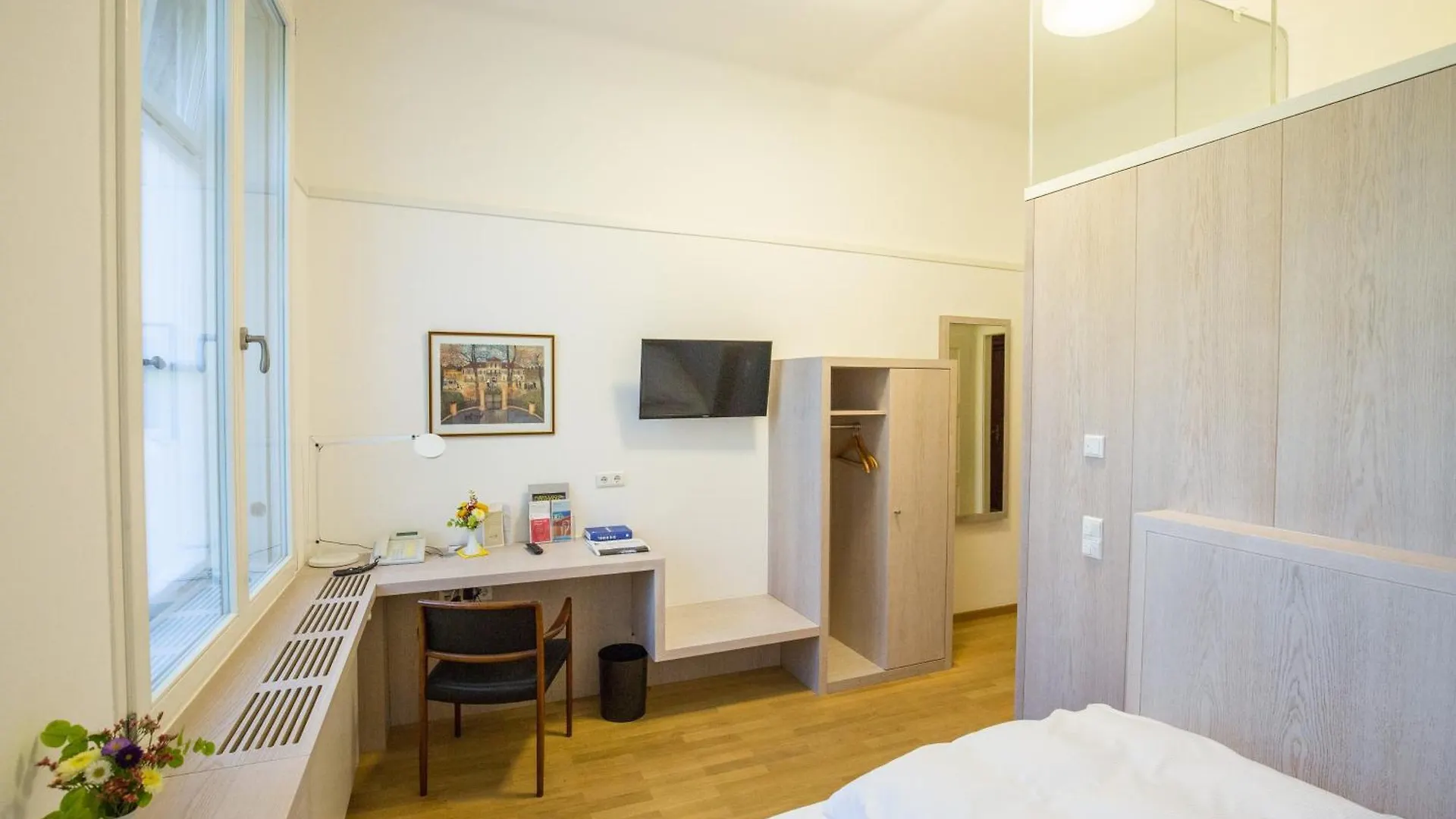 Gaestehaus Der Katholischen Akademie In Bayern Múnich 0*,  Alemania